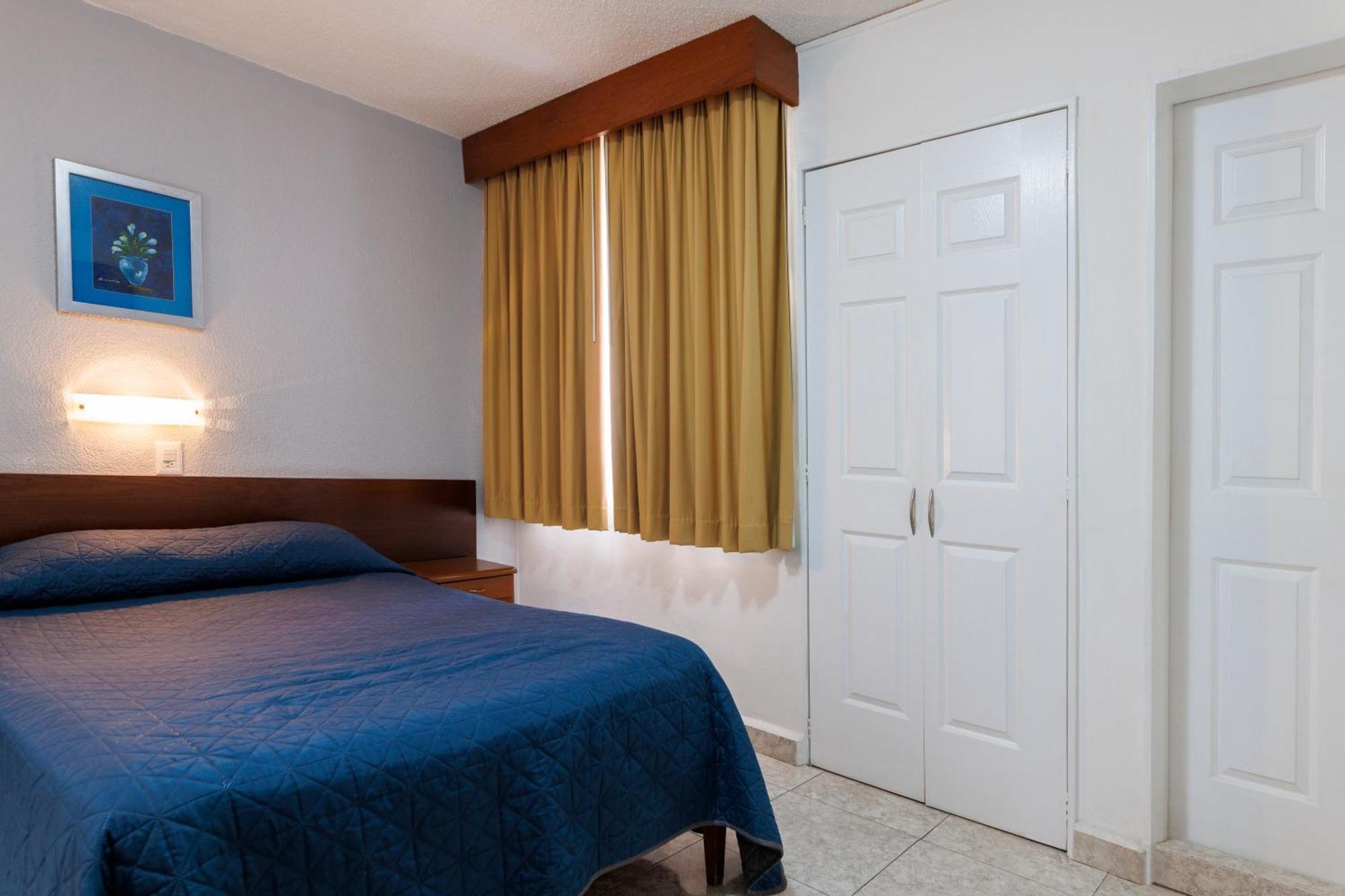 Hotel Qualitel Plus Морелия Экстерьер фото